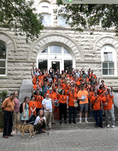 Tulane Workers United gathered at Gibson on Tuesday morning in an attempt to speak with President Mike Fitts. 